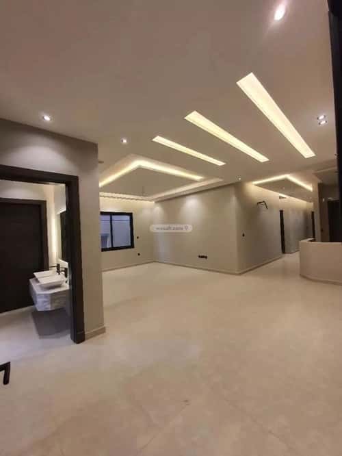 6 bedroom apartment in Al Marwa