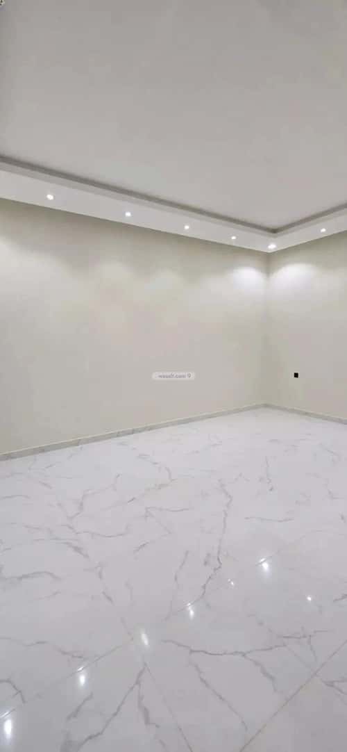 Floor 205 SQM with 5 bedrooms الدار البيضاء، جنوب الرياض، الرياض