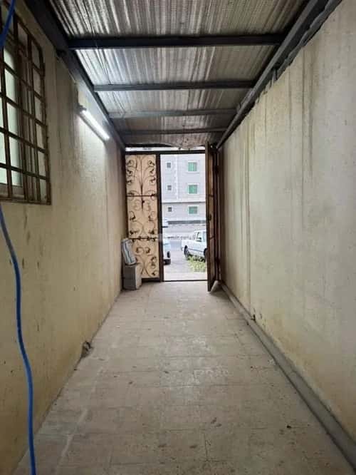 Apartment with 4 Bedrooms Ad-Dar Al- Baida, South Riyadh, Riyadh