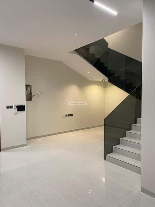 6 bedroom villa in Al Mahdiyyah