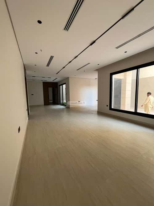 Villa 450 SQM Facing East on 20m Width Street Al-Mahdiyah, West Riyadh, Riyadh