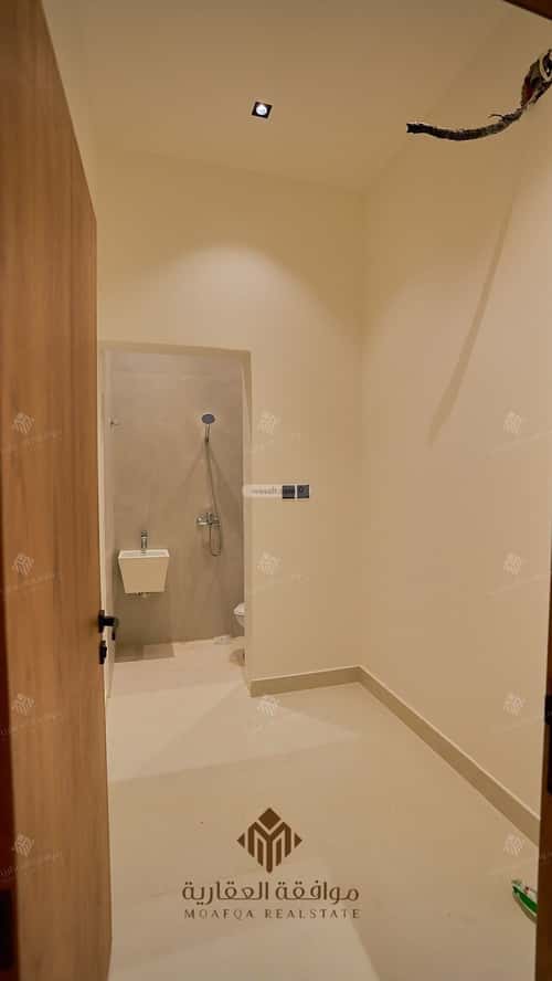 فيلا 390.08 متر مربع شرقية على شارع 20م المهدية، غرب الرياض، الرياض