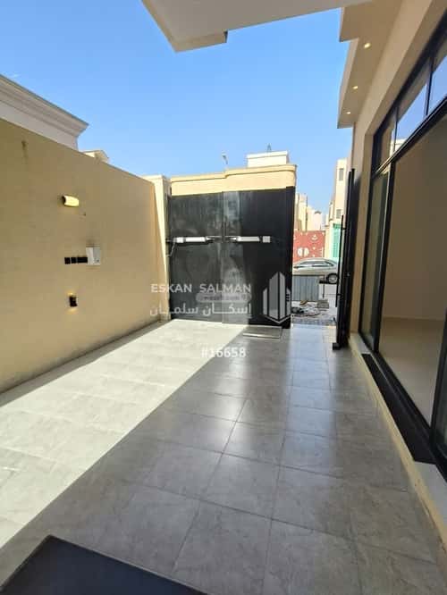 Villa 289.6 SQM Facing East on 18m Width Street Al-Khaleej, East Riyadh, Riyadh