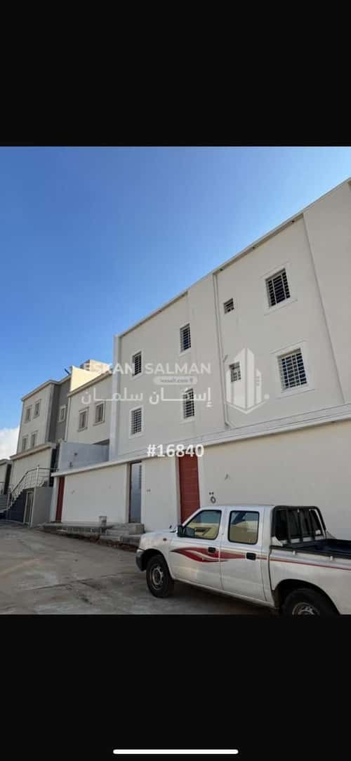 Apartment with 4 Bedrooms Al Zahoor, Abha