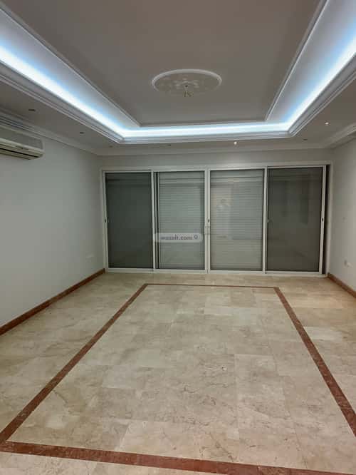 فيلا 375 متر مربع شرقية على شارع 15م البساتين، شمال جدة، جدة