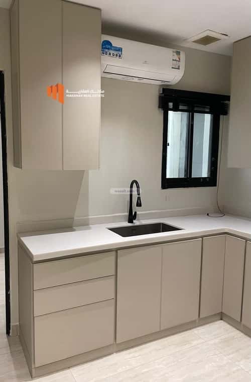 Apartment with 3 Bedrooms Al Muntazah, Aldammam