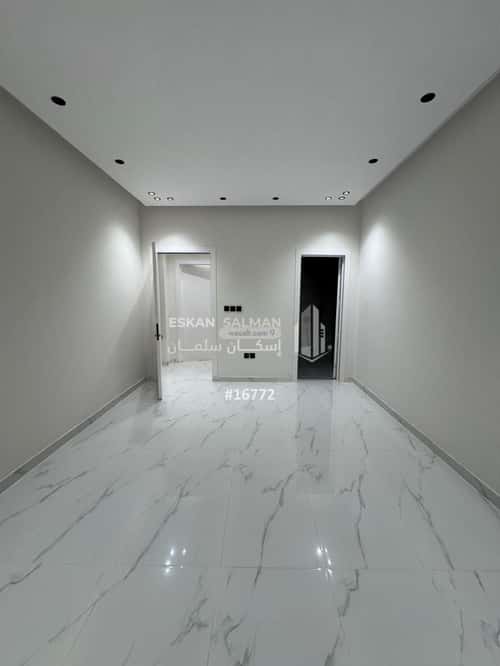 Apartment with 5 Bedrooms Al- Nadwah, East Riyadh, Riyadh