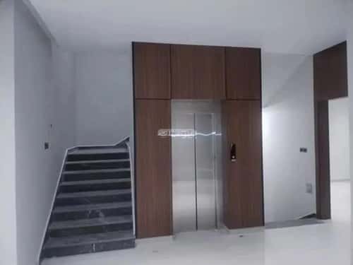 Villa 434 SQM facing South East on 25m width street أحد، الدمام