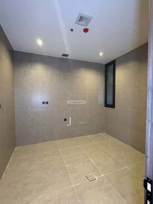 Apartment with 5 bedrooms الشعلة، الدمام