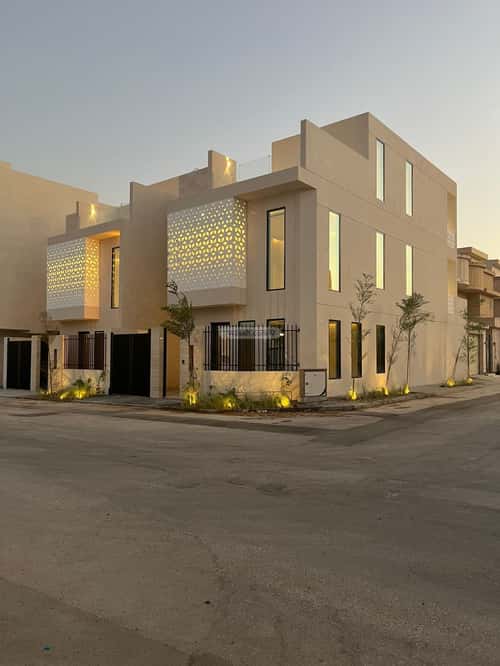 Villa 343.46 SQM Facing South on 20m Width Street Al-Mahdiyah, West Riyadh, Riyadh