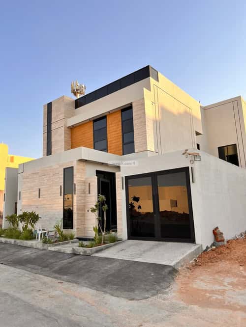 Villa 450 SQM Facing East on 20m Width Street Al-Mahdiyah, West Riyadh, Riyadh