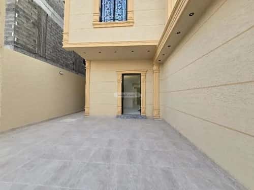 Floor 375 SQM with 5 Bedrooms Ad-Dar Al- Baida, South Riyadh, Riyadh