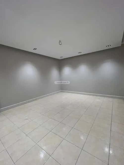 Apartment with 4 Bedrooms Al-Aziziyah, South Riyadh, Riyadh