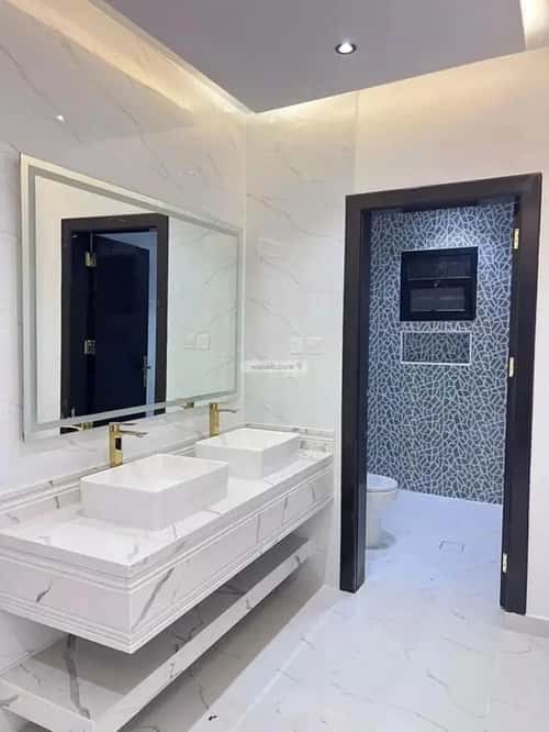 Floor 171 SQM with 5 bedrooms الدار البيضاء، جنوب الرياض، الرياض