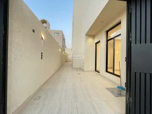 4 bedroom villa in Al Mahdiyyah