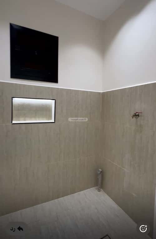 دور 224.99 متر مربع ب 6 غرف الزهور، جازان