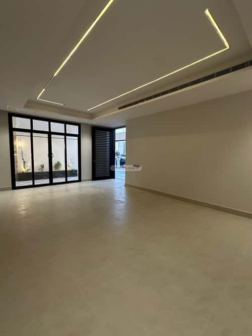 7 bedroom villa in Al Mahdiyyah