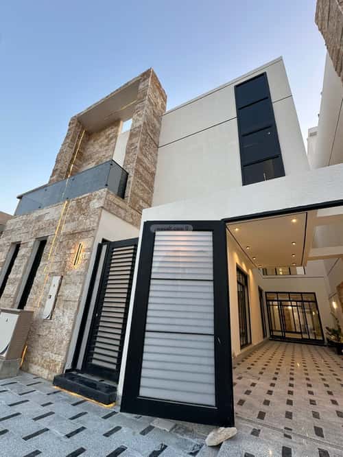 Villa 328.89 SQM Facing South on 20m Width Street Al-Mahdiyah, West Riyadh, Riyadh