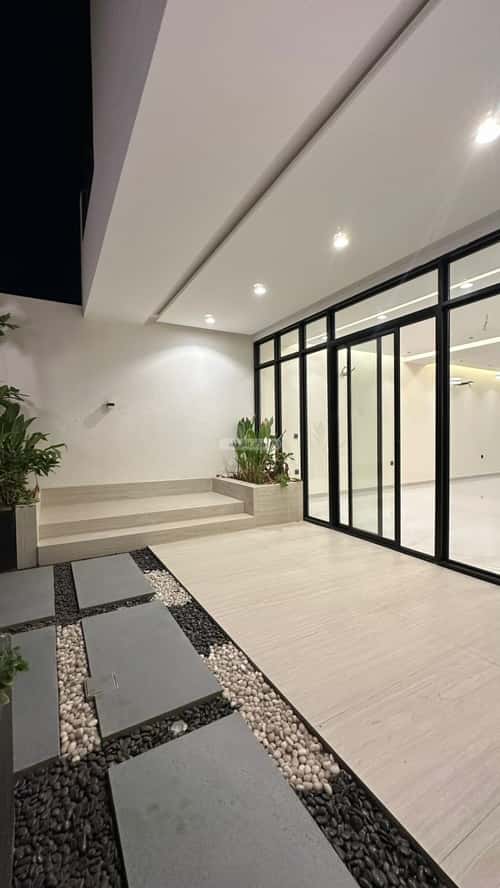 فيلا 250 متر مربع غربية على شارع 15م الصواري، شمال جدة، جدة