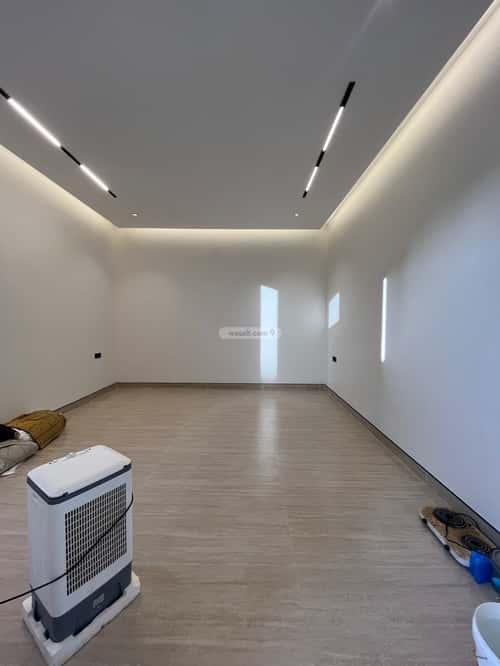 Villa 343.46 SQM Facing South on 20m Width Street Al-Mahdiyah, West Riyadh, Riyadh