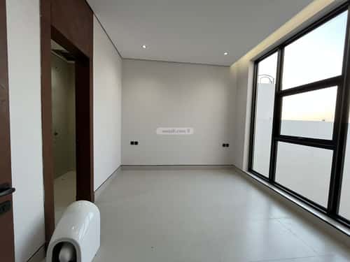 Villa 365.42 SQM Facing North West on 20m Width Street Al-Mahdiyah, West Riyadh, Riyadh