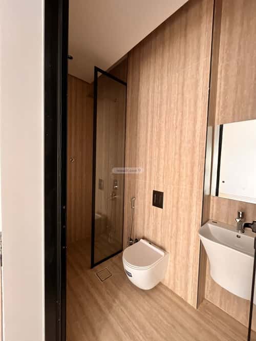 فيلا 450 متر مربع شرقية على شارع 20م المهدية، غرب الرياض، الرياض