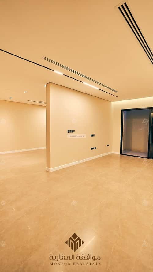 Villa 450 SQM Facing South on 20m Width Street Al-Mahdiyah, West Riyadh, Riyadh