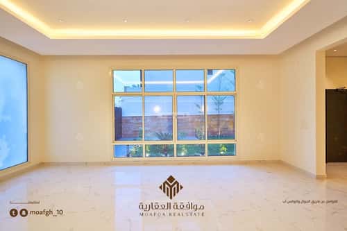 Villa 450 SQM Facing East on 20m Width Street Al-Mahdiyah, West Riyadh, Riyadh