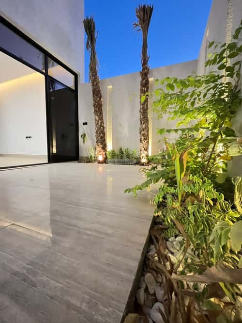 5 bedroom villa in Al Mahdiyyah