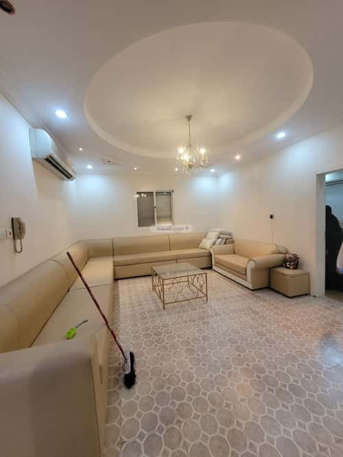 فيلا 301 متر مربع شمالية على شارع 20م الحمدانية، شرق جدة، جدة