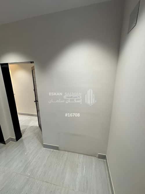 Floor 170 SQM with 4 Bedrooms Al- Nadwah, East Riyadh, Riyadh