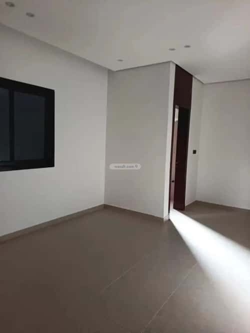 Floor 207 SQM with 5 Bedrooms West Al-Oraija, West Riyadh, Riyadh