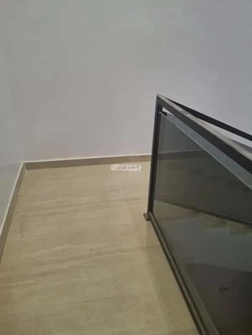 6 bedroom floor in Okaz