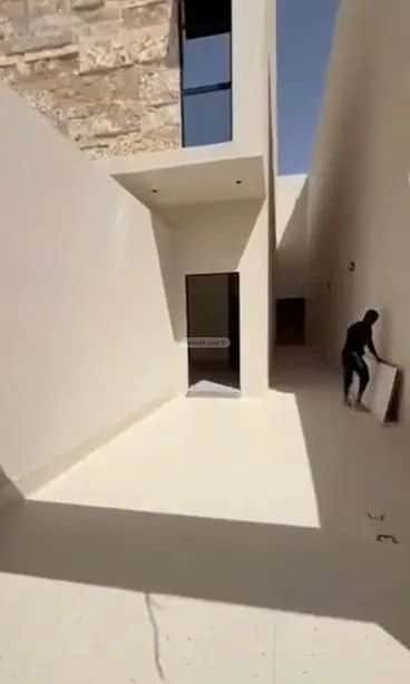 Floor 182 SQM with 5 bedrooms الشفاء، جنوب الرياض، الرياض