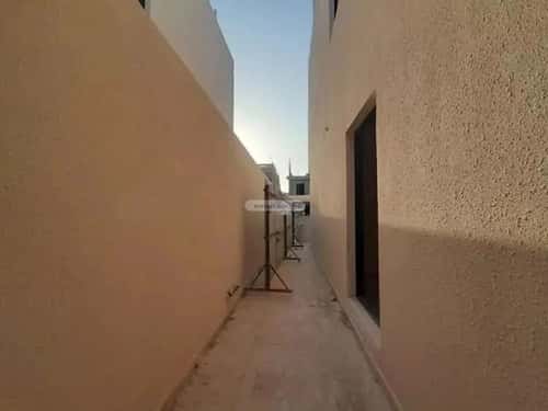 4 bedroom floor in Dirab