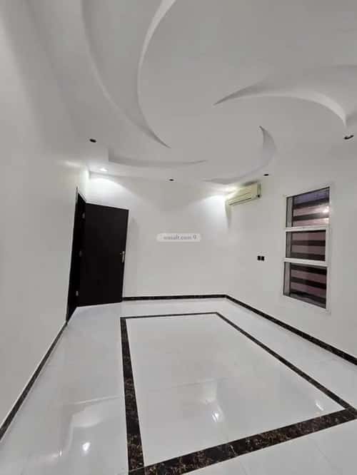 فيلا 6 غرف في طويق