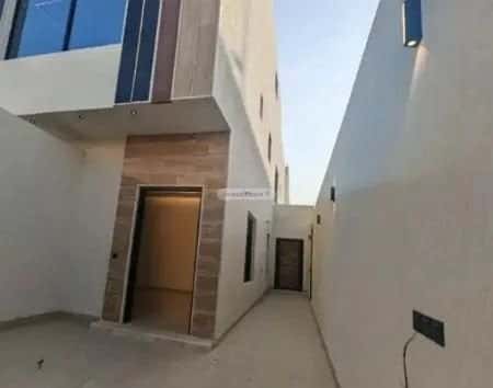 Floor 204 SQM with 4 bedrooms العريجاء الغربي، غرب الرياض، الرياض