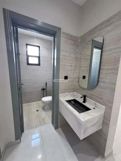 دور 5 غرف في الجنادرية