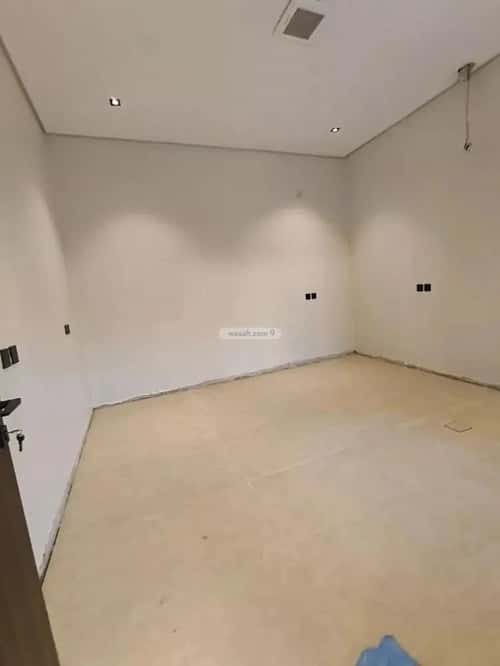 5 bedroom floor in Badr