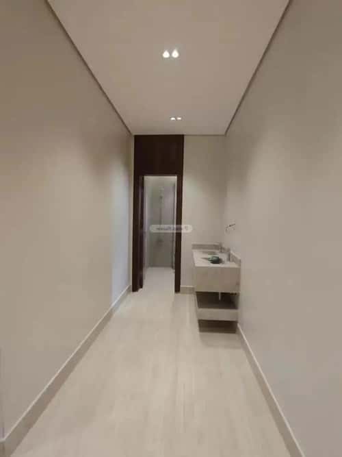 Floor 209 SQM with 6 Bedrooms West Al-Oraija, West Riyadh, Riyadh