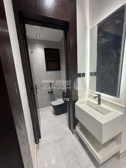 Floor 143 SQM with 6 Bedrooms Al- Nadwah, East Riyadh, Riyadh