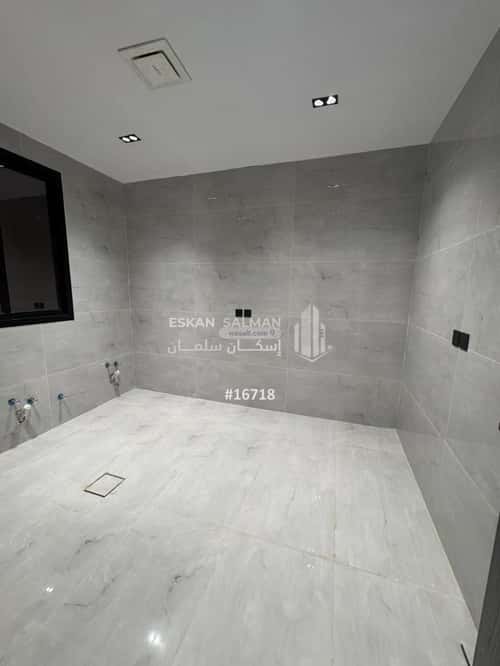 Floor 143 SQM with 6 bedrooms الندوة، شرق الرياض، الرياض