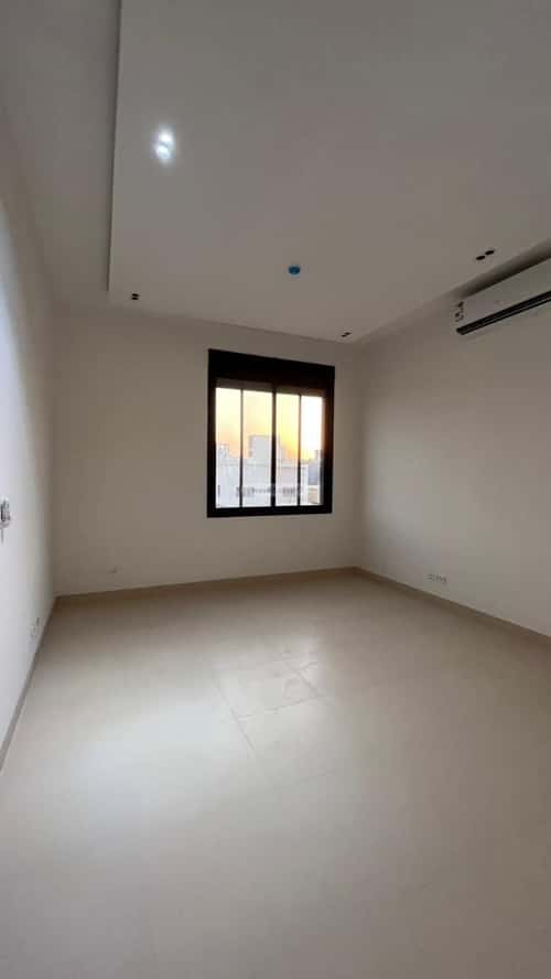 فيلا 400 متر مربع جنوبية على شارع 30م المهدية، غرب الرياض، الرياض