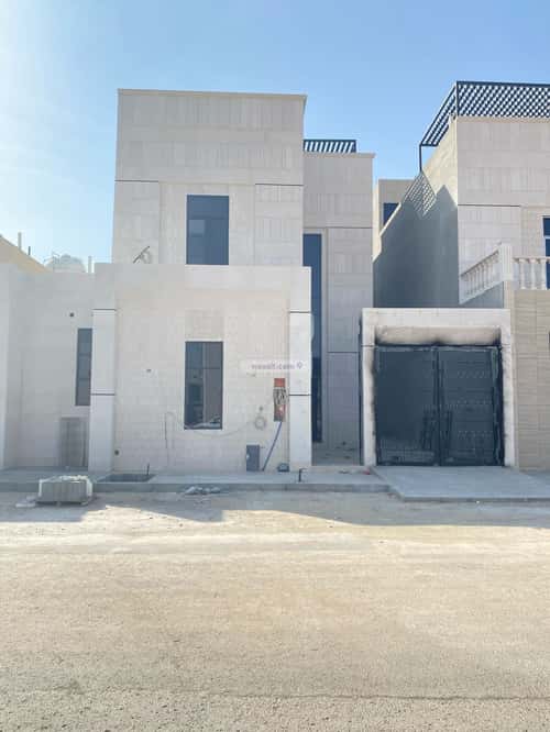 6 bedroom villa in Al Mahdiyyah