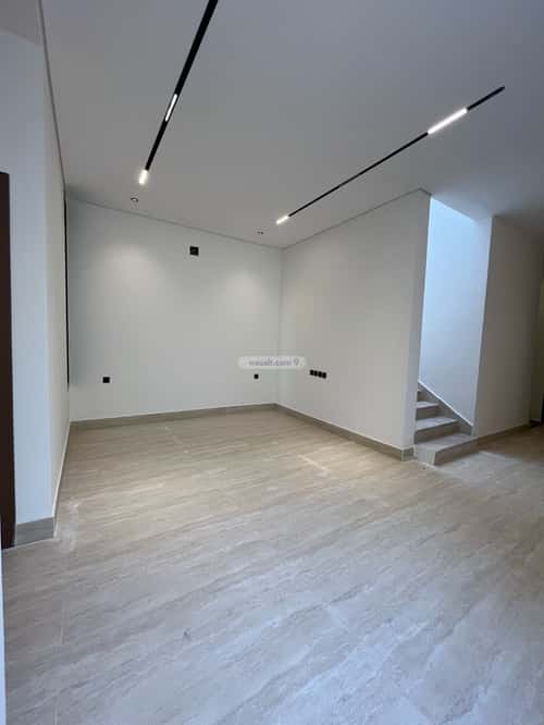 فيلا 356.22 متر مربع شرقية على شارع 20م المهدية، غرب الرياض، الرياض