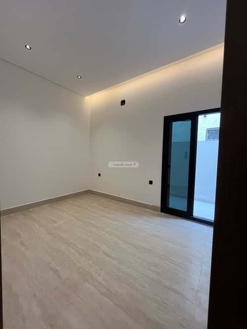 فيلا 356.22 متر مربع شرقية على شارع 20م المهدية، غرب الرياض، الرياض