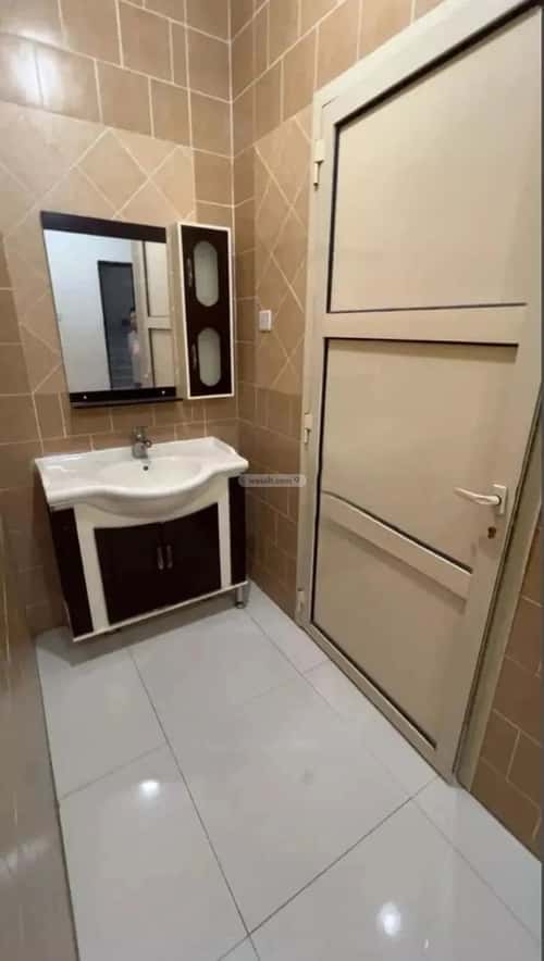 Apartment with 3 Bedrooms Ghirnatah, East Riyadh, Riyadh