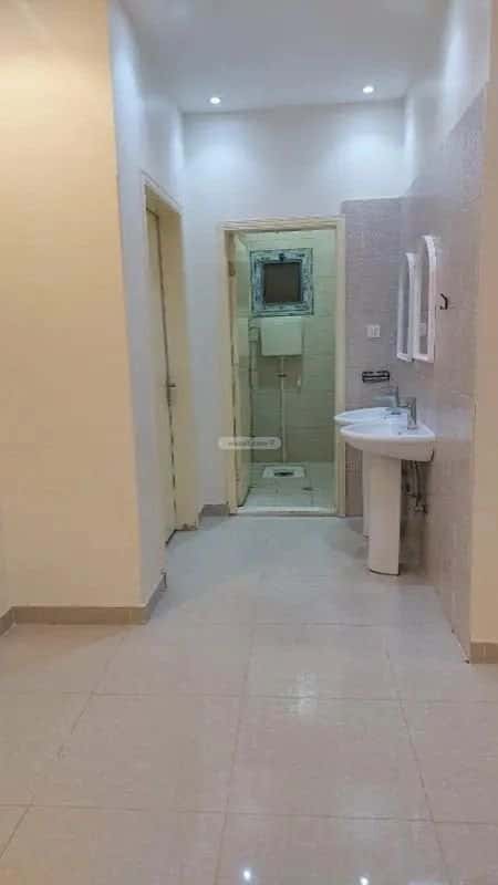 Apartment with 3 Bedrooms Al Bayan, East Riyadh, Riyadh
