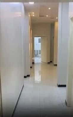 5 bedroom floor in Al Rimal