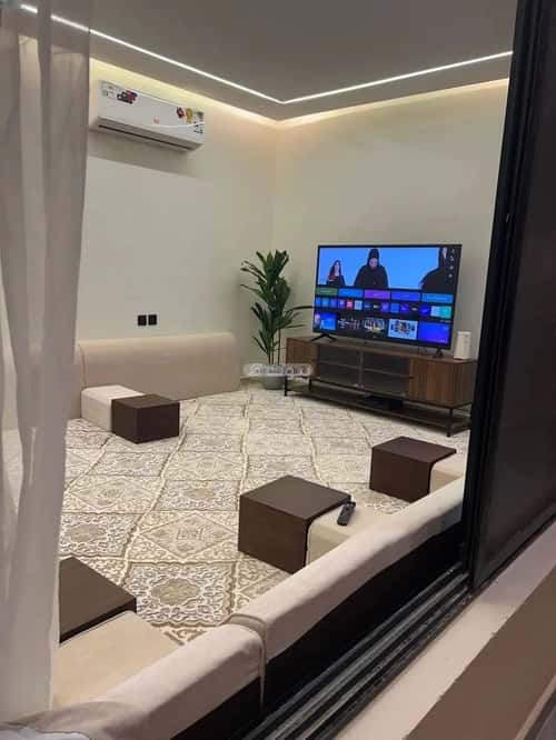 فيلا 300 متر مربع شرقية على شارع 15م إشبيلية، شرق الرياض، الرياض